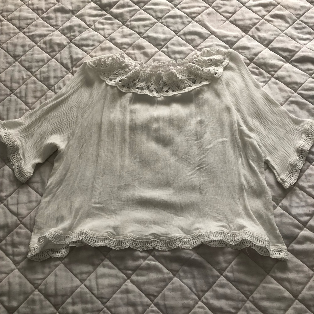 Off the shoulder boutique top